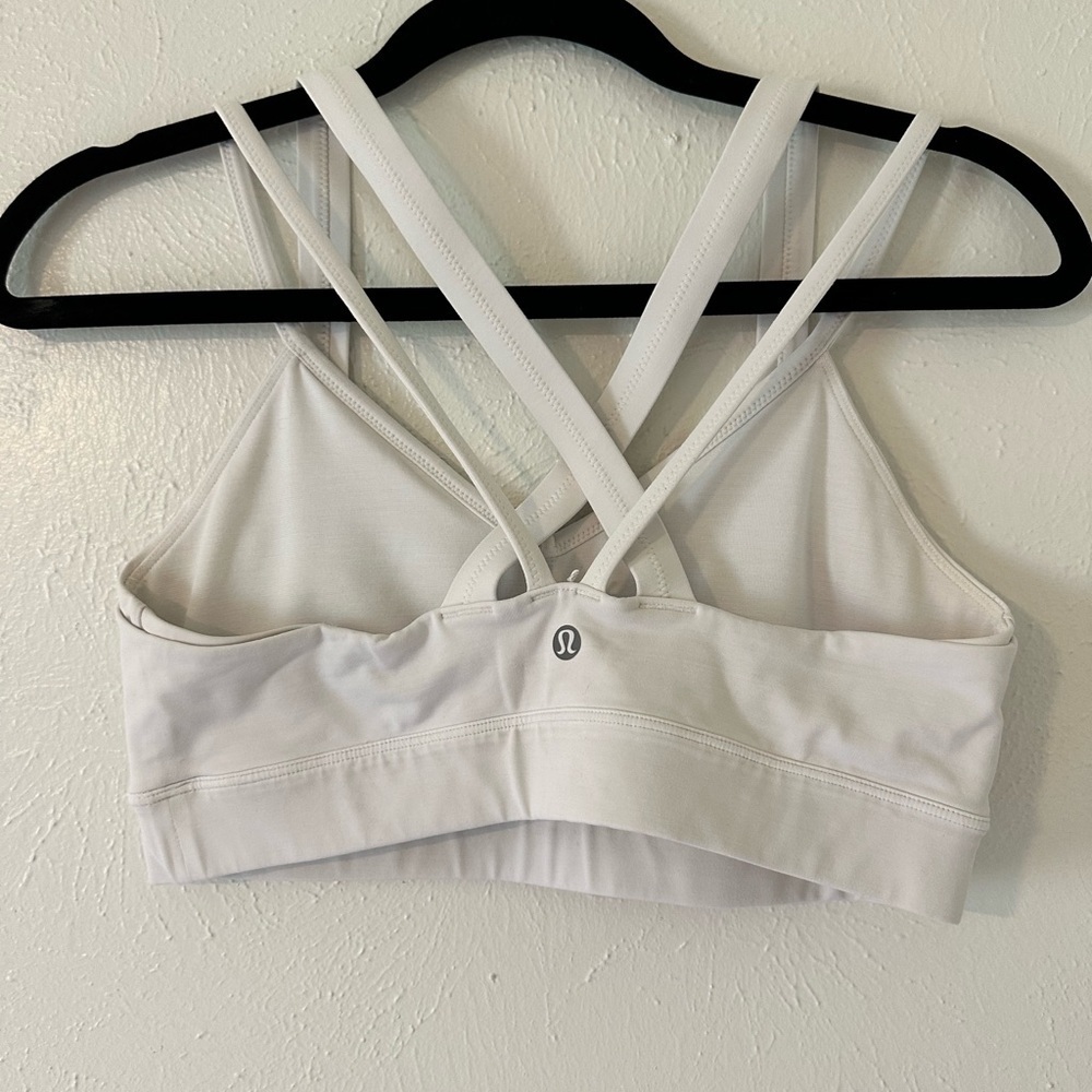 Lululemon Run For Days Bra II
White - Picture 11 of 14